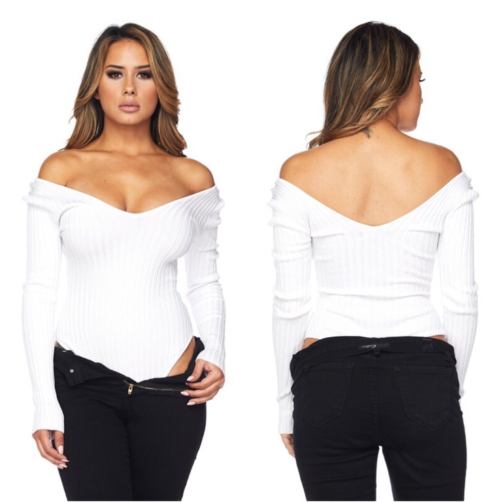 SOLD OUT CLEARANCE White Ribbed Knit Off Shoulder Bodysuit Long Slv - Picture 1 of 4